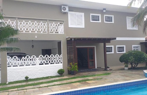 Jardim Capricornio Casa | Casa Grande com Piscina a 50 metros da Praia