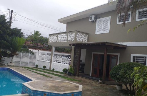 Jardim Capricornio Casa | Casa Grande com Piscina a 50 metros da Praia