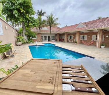 Balneario Praia do Pernambuco Casa | Casa Grande Com Piscina Guaruja
