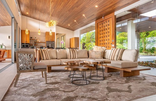 Tres Ríos Villa | Casa Grande Del Mar in Puerto Cort s