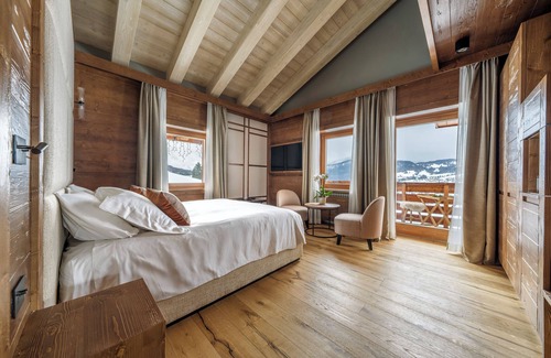 Cortina d'Ampezzo Hotel | Casa Guargne'