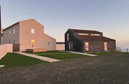 Santo Antonio Cabaña | Casa Guiomar, a Tranquilidade com a Vista de uma Piscina Inspiradora