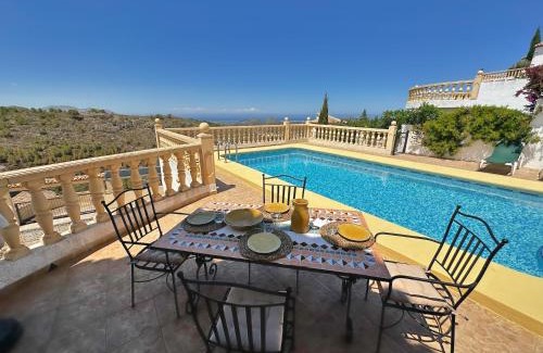 Pedreguer Villa | Casa Gwen avec vue mer proche Denia et Javea