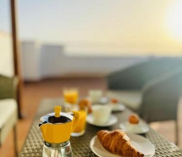 Puerto de Santiago Apartamento | Casa Heidi - Pool - Sunsets - Ocean, Cliffs view - garage - AC