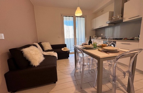 Sottomarina Apartamento | Casa Helios in Chioggia