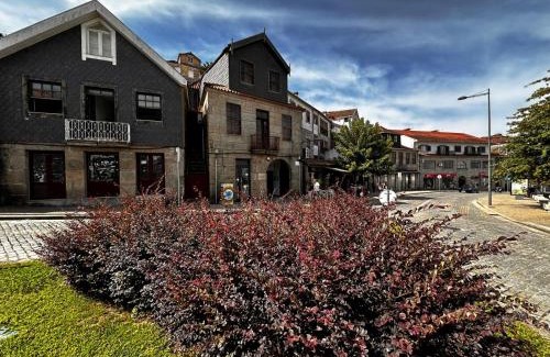 Parede Apartamento | Casa Histórica T2 no Centro de Vila de Cinfães
