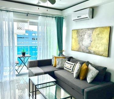 Bella Vista Apartamento | Casa HJP - Rooftop Pool, Gym, Balconies,