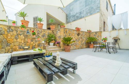 Maria de la Salut Chalet De Esquí | Casa Holganza