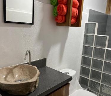 Daniel Flores Casa | Casa Hummingbird Peace & Nature