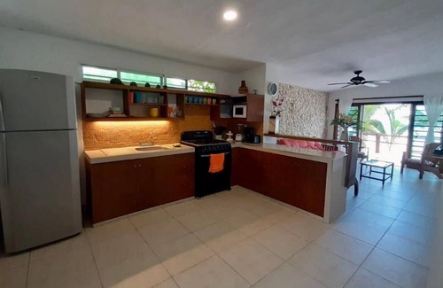 Chelem Villa | Casa Huul Kiin, con hermosa piscina maya y palapa!