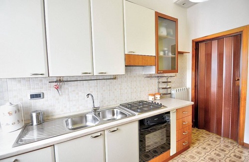 Ogliastro Cilento Casa | Casa Imma A: A welcoming apartment situated in a quiet location, a few minutes from the town center, with Free WI-FI.