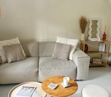 Val-de-Mercy Apartamento | Casa Inès