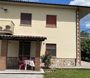 Longone Sabino Casa | Casa in campagna - L'OSTERIA