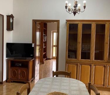 Longone Sabino Casa | Casa in campagna - L'OSTERIA