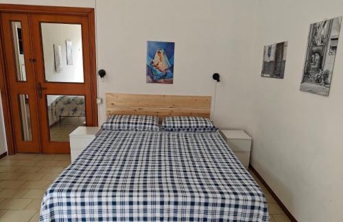 Fondi Apartamento | Casa in Centro