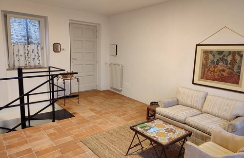 Montecchio Apartamento | Casa in Collina - nel Borgo di Tenaglie