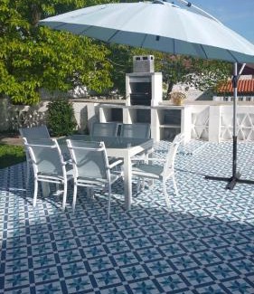 Salcidos Casa | casa indiana en A Guarda con piscina
