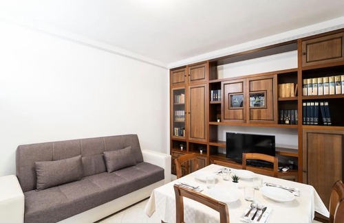 Zona XXXII Acilia Nord Apartamento | Casa indipendente - A/C - Wi-fi