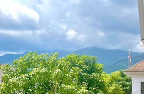 Sector 1 Nor-Oeste Casa | Casa Jardines Inn con Vista a la montaña