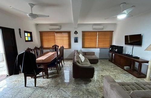 Sao Lourenco Casa | Casa Jd São Lourenço na rua da praia sendo 2 praias