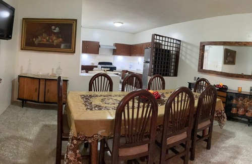 Jiquilpan de Juárez Casa | Casa Jiquilpan, una casa tradicional con las comodidades actuales y en el centro