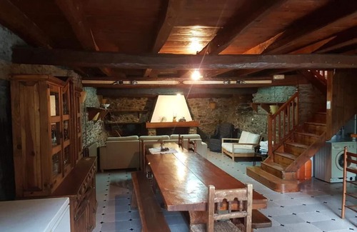 Unarre Casa | Casa de vacaciones con 4 habitaciones y cocina completa.