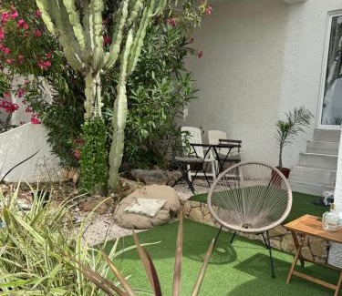L'Alfas del Pi Apartamento | Casa Joanna with swimming pool