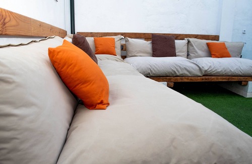 Ciudad Jardin Casa | Casa Juan Breva con "patio andaluz" en la ciudad.
