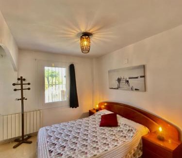 Mont Barbat Casa | Casa La Alegria