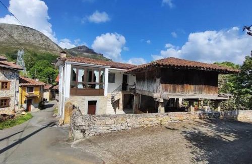Llueves Casa | Casa La Cruz a 2km de Cangas de Onís