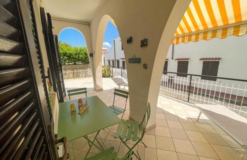Ceriale Apartamento | Casa La Perla - Alloggio con terrazza panoramica, piscina e free parking