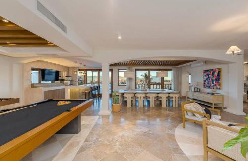 Pedregal Villa | Casa La Piñata 7BR - Concierge and Maid Included