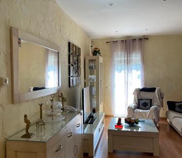 Canete Apartamento | Casa La Pradera Cañete