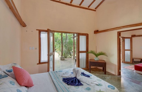 Pedasi Cama Y Desayuno | Casa Lajagua
