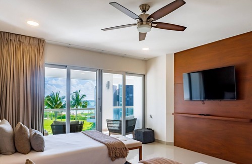 Puerto Juarez Condominio | Casa Lanai 4 Bedroom Condo by Redawning