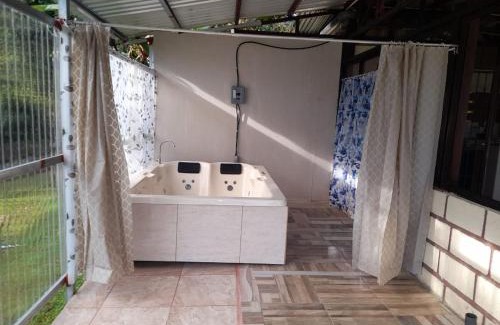 Aguas Zarcas Apartamento | Casa Lapas.