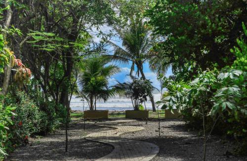 Esterillos Este Casa | Casa Las Lajas