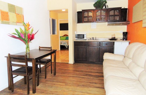 Pavas Cama Y Desayuno | Casa Lima Bed & Breakfast