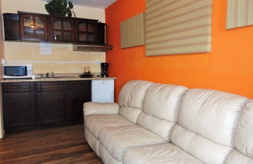 Pavas Cama Y Desayuno | Casa Lima Bed & Breakfast