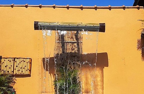 Jardim Santa Tereza Casa | Casa linda com Piscina e Jogos, pertinho da Praia