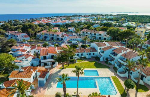 Cala'n Bosch Apartamento | Casa Lo-LA - Apartamento sereno y lujoso con balcón