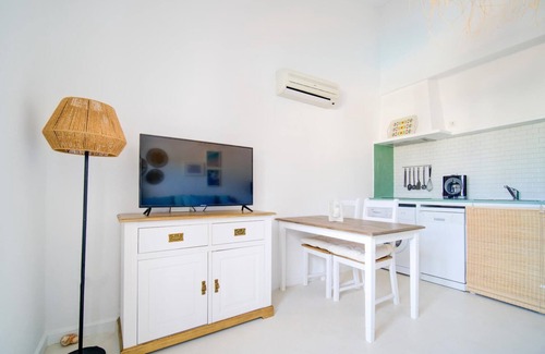 Cala'n Bosch Apartamento | Casa Lola Apartamento sereno y lujoso con balcón