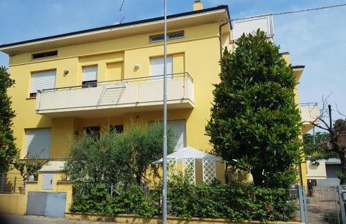 Pesaro Apartamento | Casa LorEn