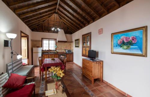 Fuencaliente de la Palma Casa | CASA LOS TAJINASTES