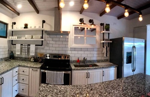 San Isidro de El General Casa | Casa Los Madriz (Suite # 2)