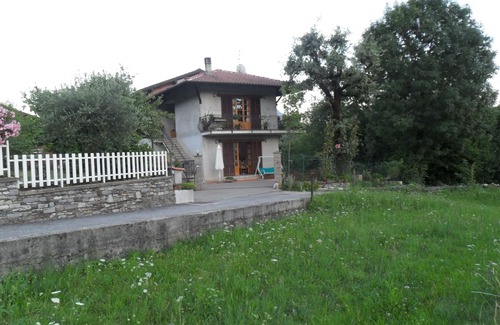 Cargiago Apartamento | Casa Lucia en Carpiano
