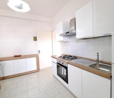 Lido Marini Casa | Casa Luigi a 400m Dalla Sabbia
