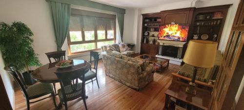 El Pino Casa | Casa Luisin