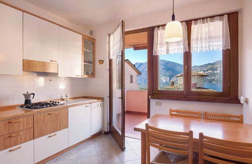 Magugnago Apartamento | Casa Luna - Apartamento con vista al lago y piscina, Casa Luna - Appartamento con vista lago e pisci