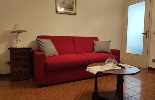 Brovello-Carpugnino Casa | Casa LuSi - Appartamento Antonietta